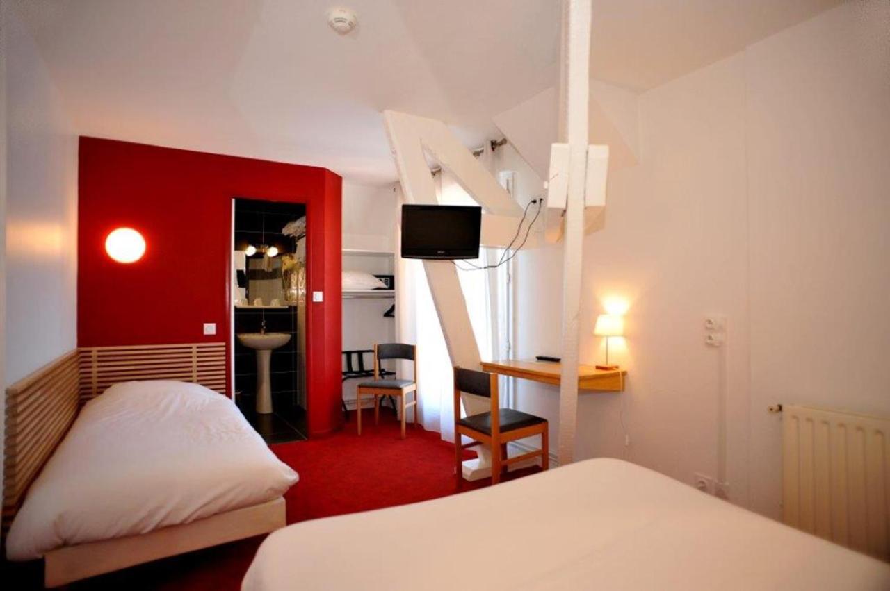 Hôtel Chez Pierre d'Agos Zimmer foto